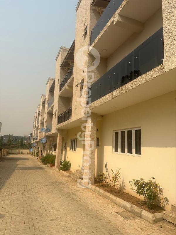 4 bedroom House for sale Jahi Abuja