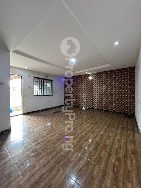 1 bedroom Flat / Apartment for rent Off Ajayi Road, Ogba Lagos