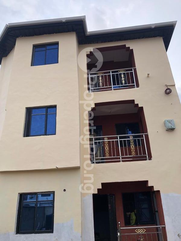 2 bedroom Flat / Apartment for rent Alaja Road /onikonga Ayobo Ipaja Lagos
