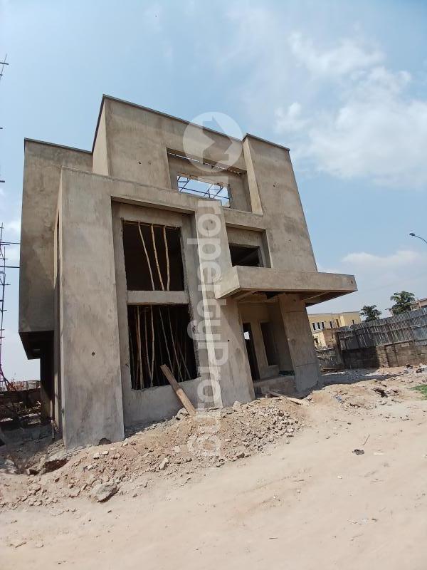 5 bedroom House for sale Diplomatic Zone, Guzape Abuja