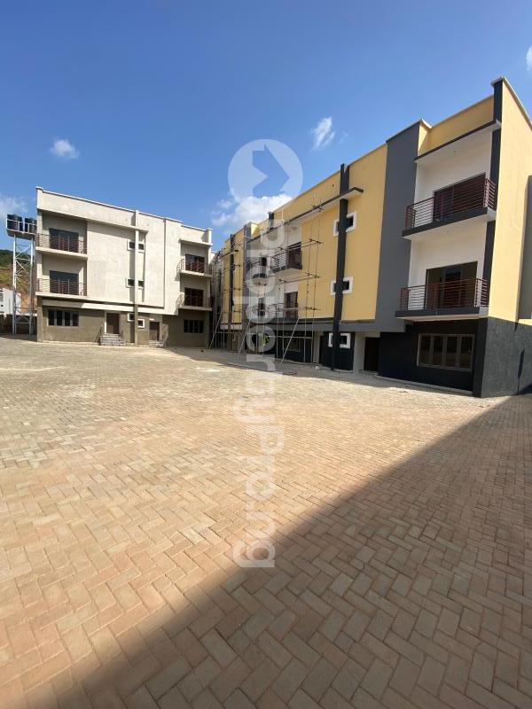 4 bedroom House for rent Guzape Abuja