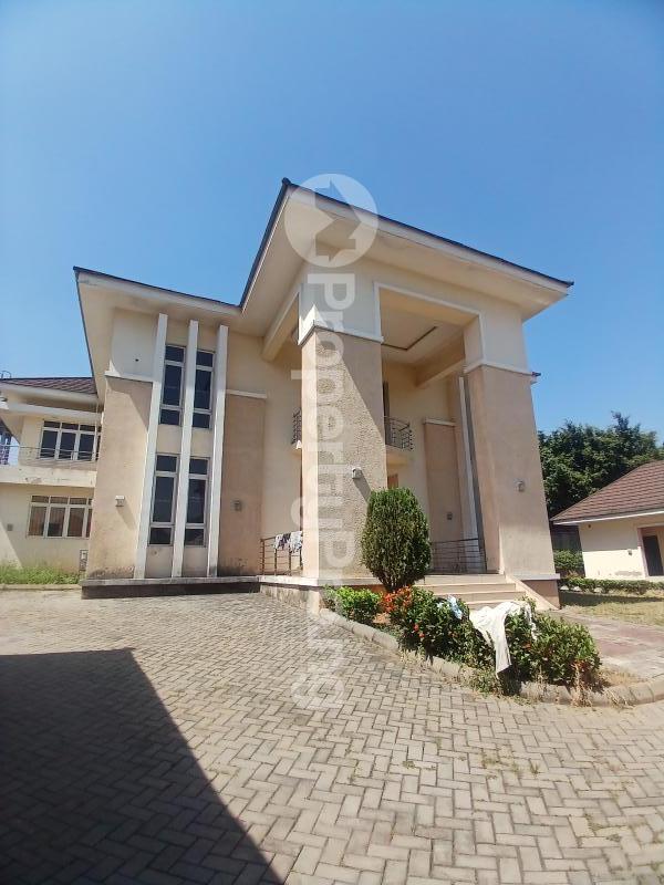 6 bedroom House for sale Diplomatic Zone Asokoro Abuja