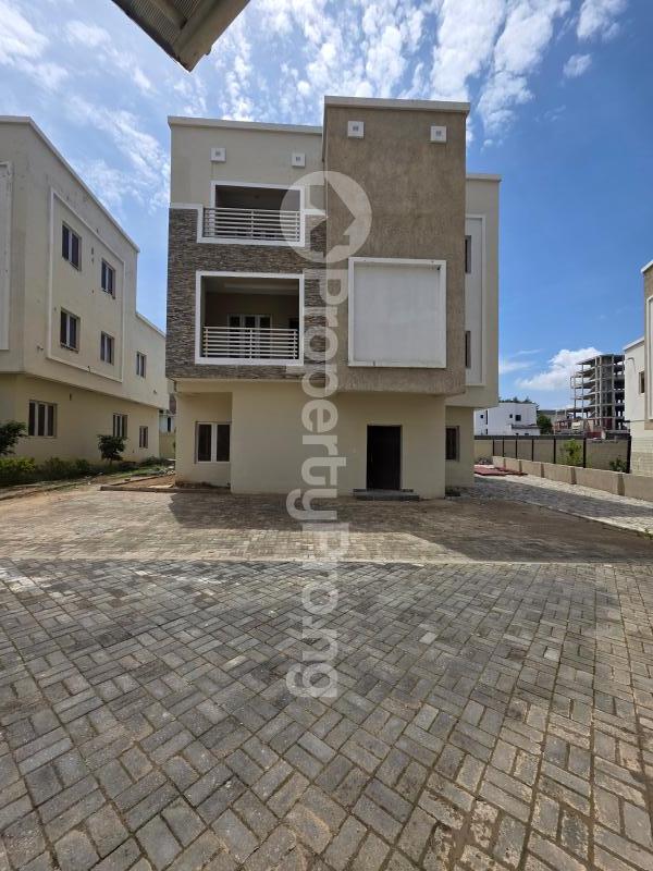 5 bedroom House for sale By Coza Church Guzape Abuja - 0