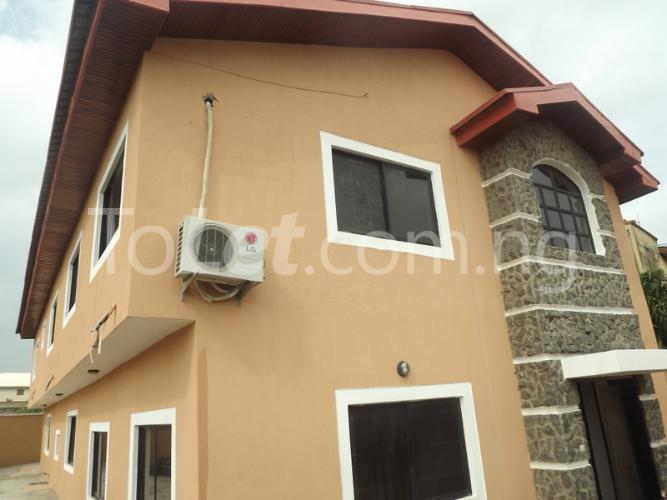 3 bedroom Flat / Apartment for rent Alhaji Muritala Street Ikeja Ikeja Lagos
