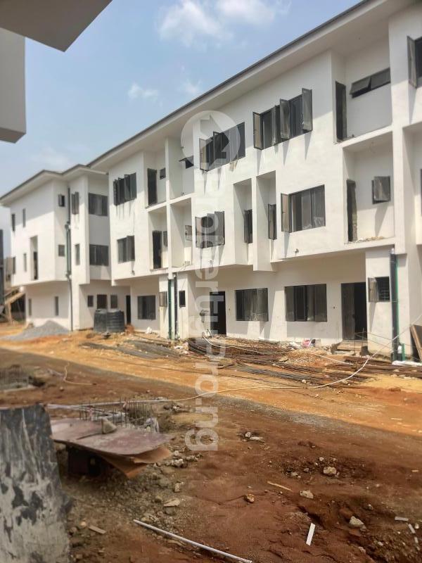 4 bedroom House for sale  Opebi Ikeja Lagos