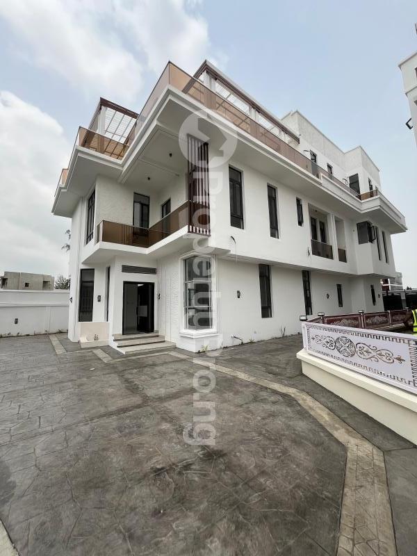 5 bedroom House for sale Osapa london Lekki Lagos