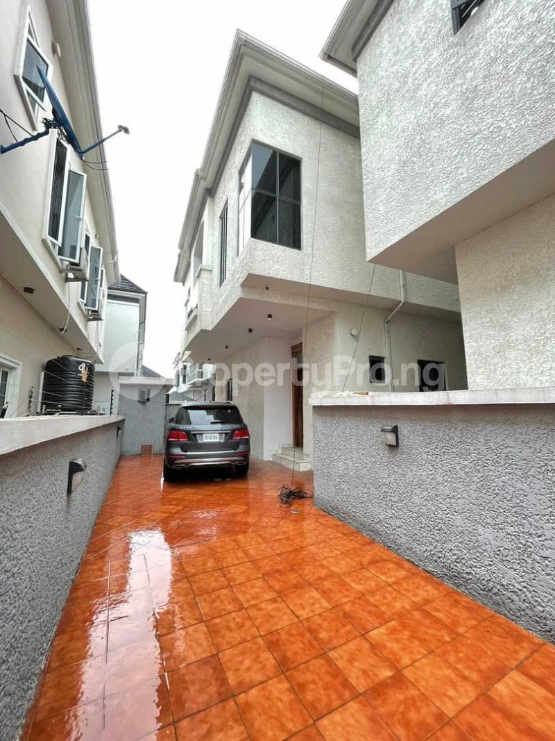 4 bedroom House for rent Ikate Lekki Lagos