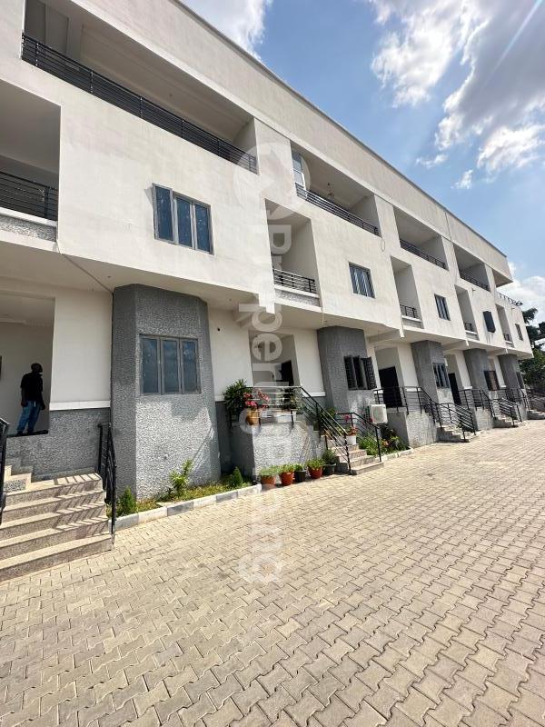 4 bedroom House for rent Guzape Abuja