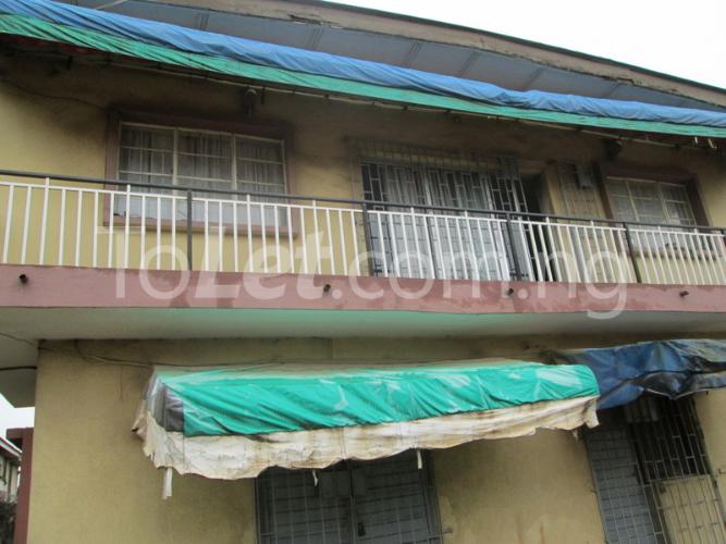 3 bedroom Flat / Apartment for rent Olusoji Shifoluwe Str, Beesam Oshodi Oshodi Expressway Oshodi Lagos