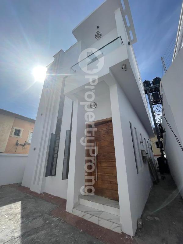 4 bedroom House for rent Idado/ Agungi Estate Idado Lekki Lagos