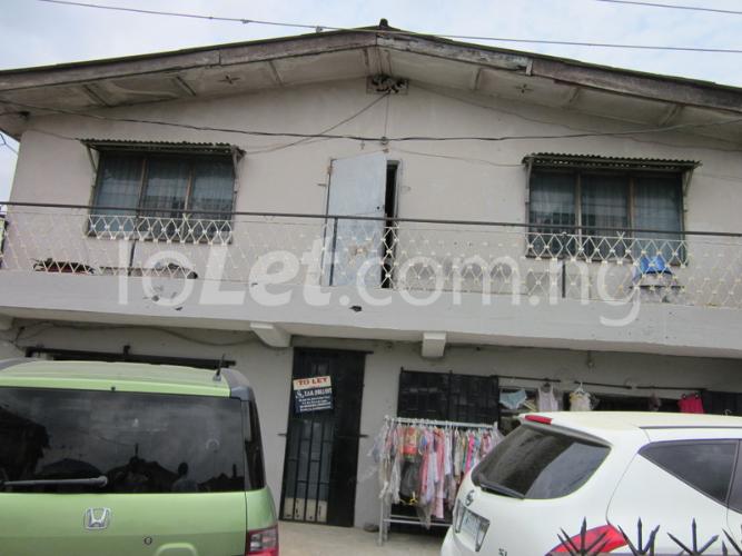 1 bedroom Flat / Apartment for rent Olorusogbo Street, Onipanu Shomolu Shomolu Lagos