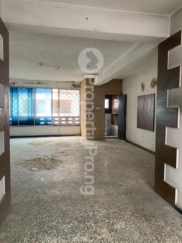 3 bedroom Commercial Property for rent Anthony Village Maryland Lagos - 0