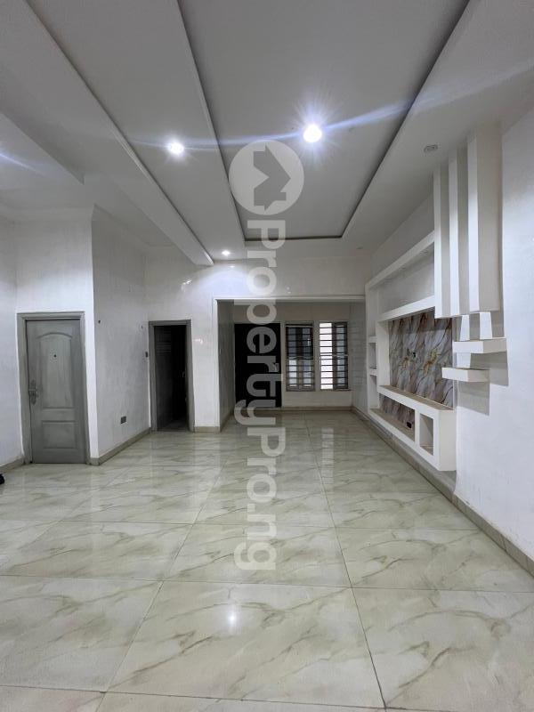 4 bedroom House for sale 1avenue Gwarimpa By Dbb Plaza Gwarinpa Abuja