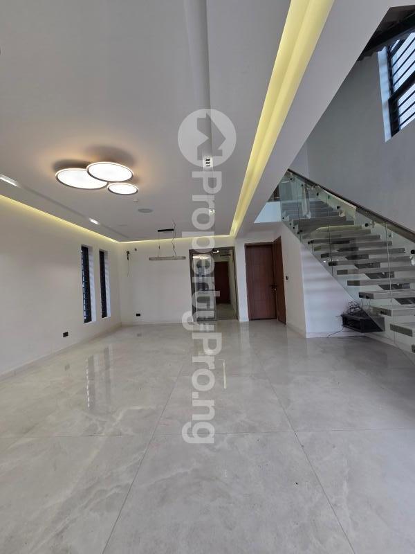 5 bedroom House for sale Adeniyi Jones Ikeja Lagos