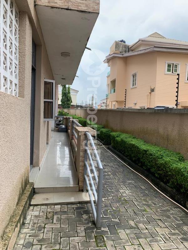 1 bedroom Flat / Apartment for rent Spg Road Jakande Lekki Lagos