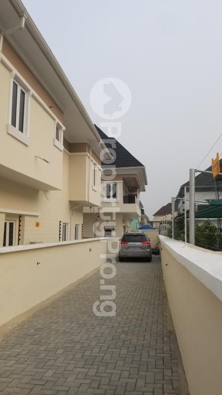4 bedroom House for rent   Thomas estate Ajah Lagos