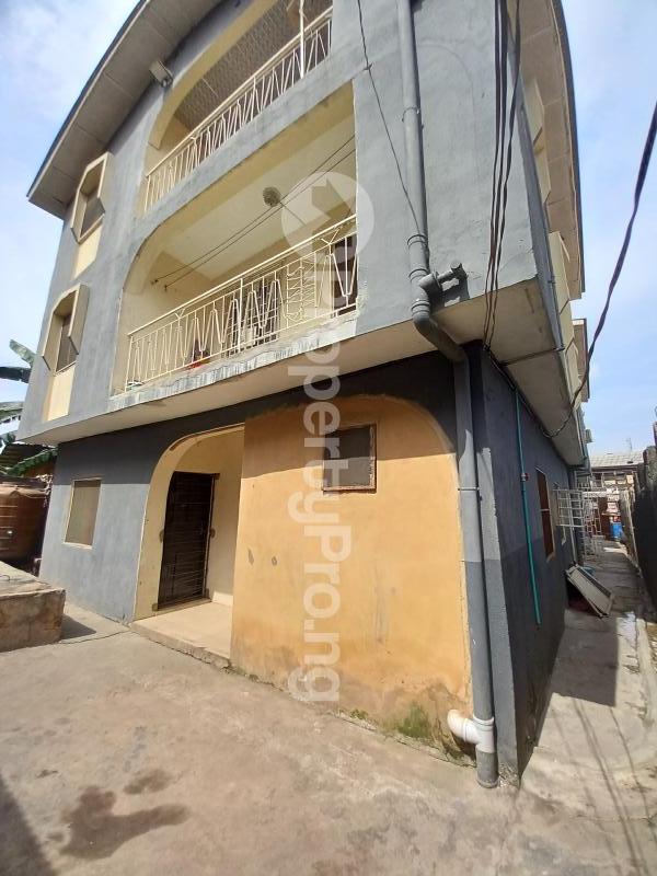 1 bedroom Flat / Apartment for rent Off Pedro Road Palmgroove Shomolu Lagos