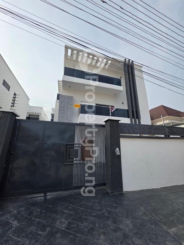 5 bedroom House for sale Ologolo Lekki Lagos