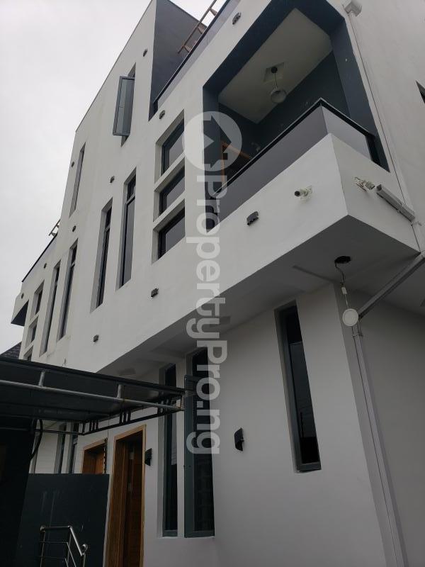 4 bedroom House for rent Osapa london Lekki Lagos