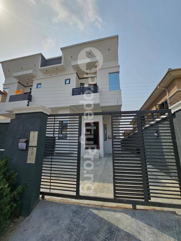 4 bedroom House for sale Thomas estate Ajah Lagos