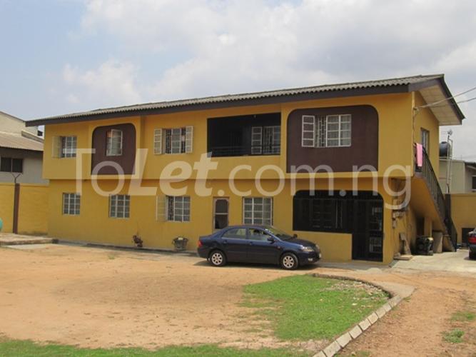 3 bedroom Flat / Apartment for rent Adebowale Close Ikeja Ikeja Lagos
