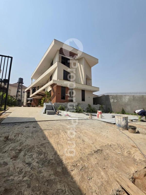 6 bedroom House for sale Diplomatic Zone Katampe Extension Katampe Abuja
