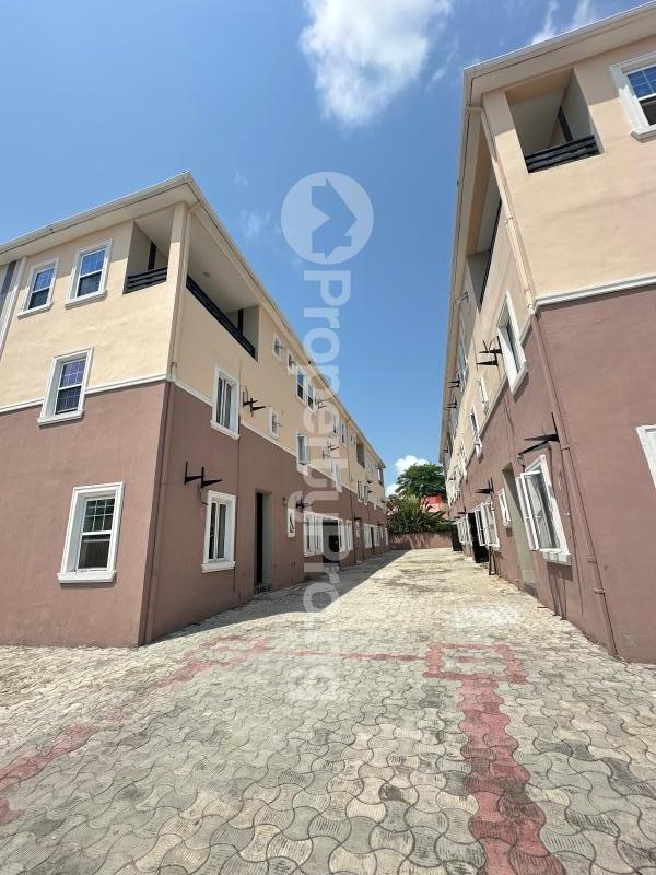 2 bedroom Flat / Apartment for rent ONIRU Victoria Island Lagos