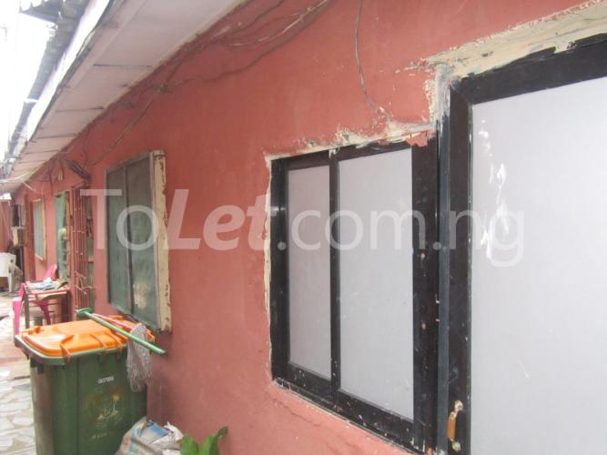 1 bedroom Flat / Apartment for rent Ladega Road Surulere Surulere Lagos