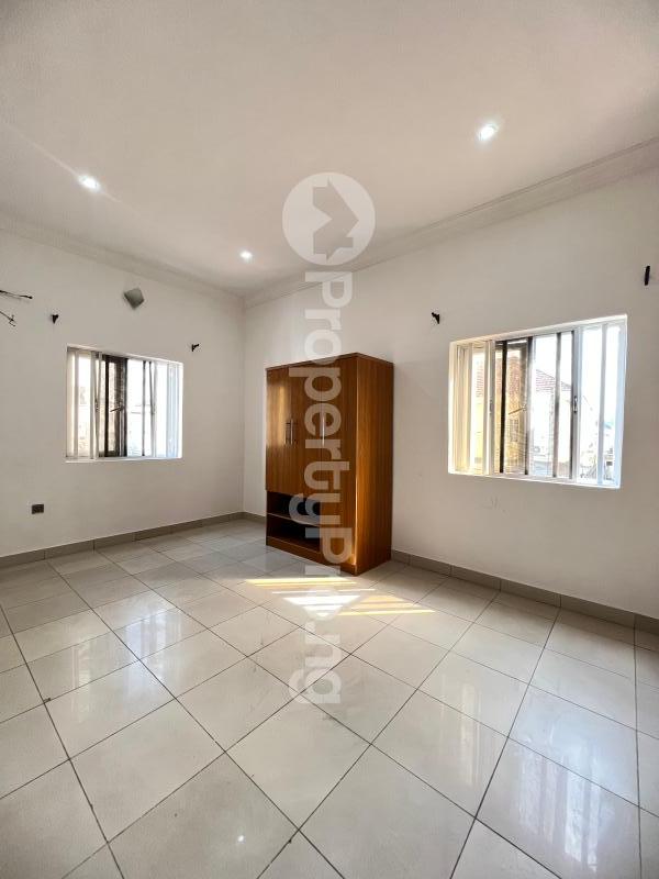 1 bedroom House for rent Osapa london Lekki Lagos