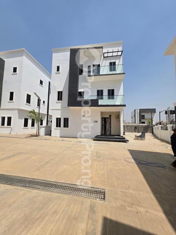 5 bedroom House for sale Jahi Abuja