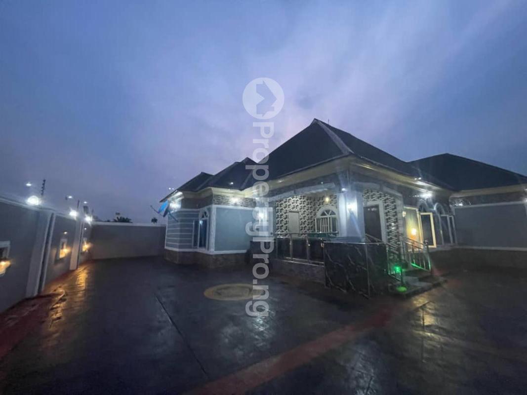3 bedroom House for sale Location: Police Station Road Abraka, Ethiope East Delta