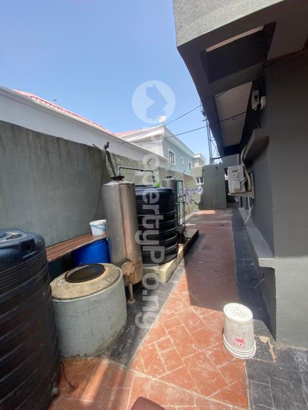 3 bedroom Flat / Apartment for rent Chevy View chevron Lekki Lagos