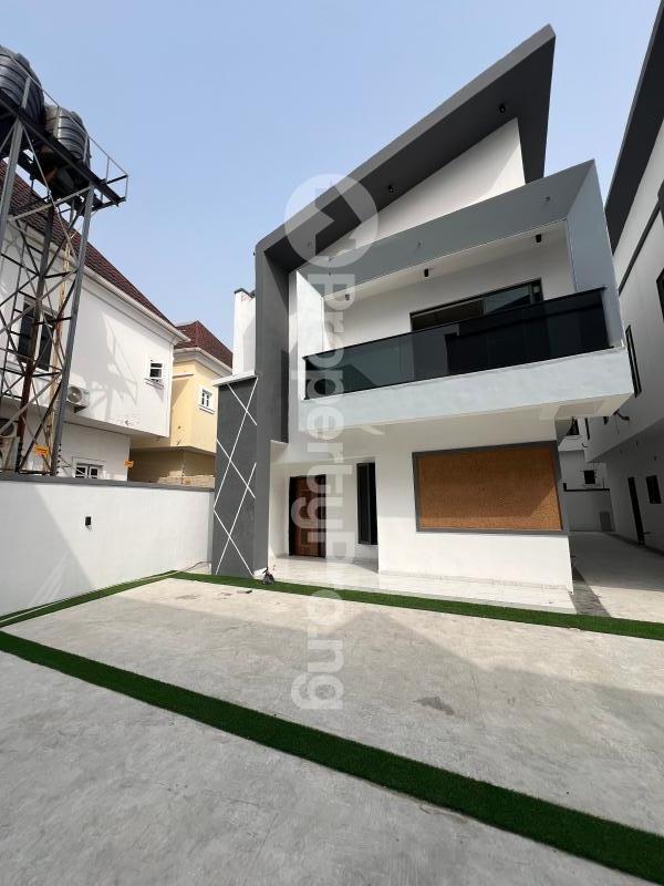 4 bedroom House for sale chevron Lekki Lagos