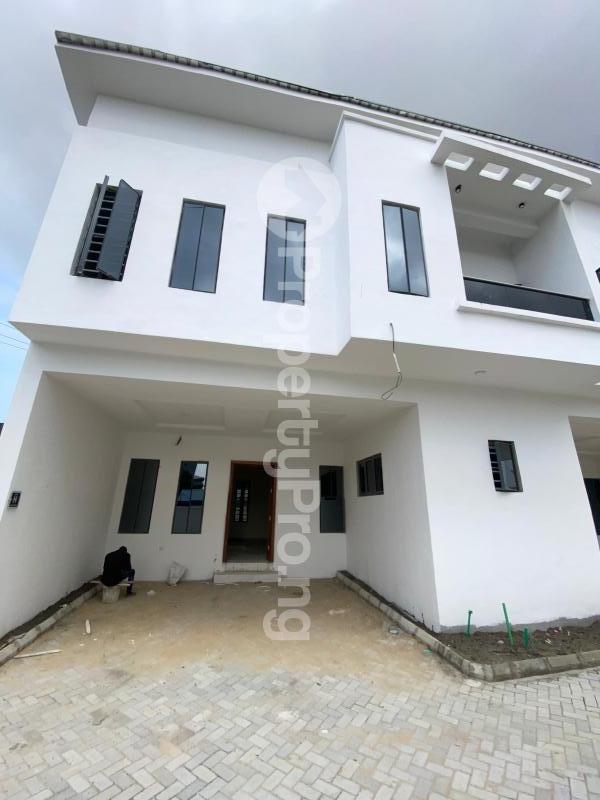 4 bedroom House for sale Lekki Lagos