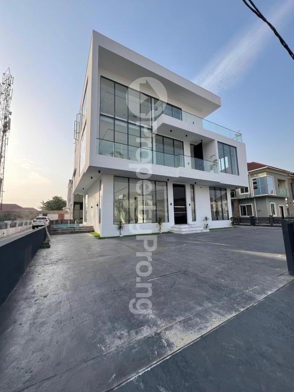5 bedroom House for sale Osapa london Lekki Lagos