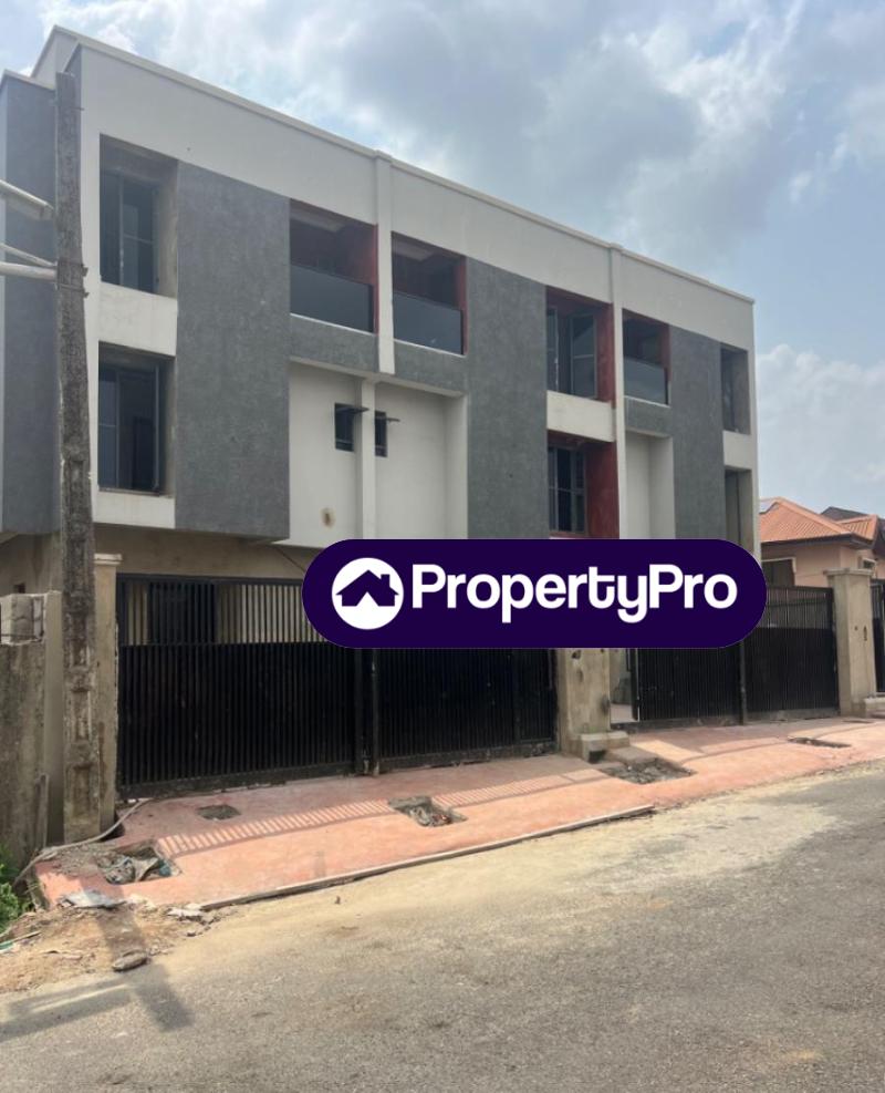 4 bedroom House for sale Harmony Estate, Gra Phase 1, Magodo Ojodu Lagos