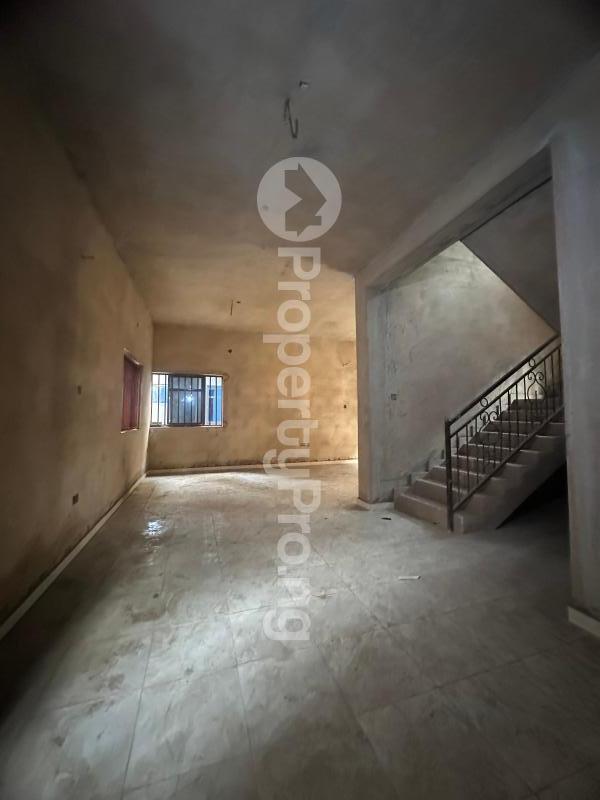 4 bedroom House for rent Alagomeji Yaba Lagos