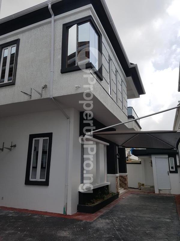 5 bedroom House for sale chevron Lekki Lagos