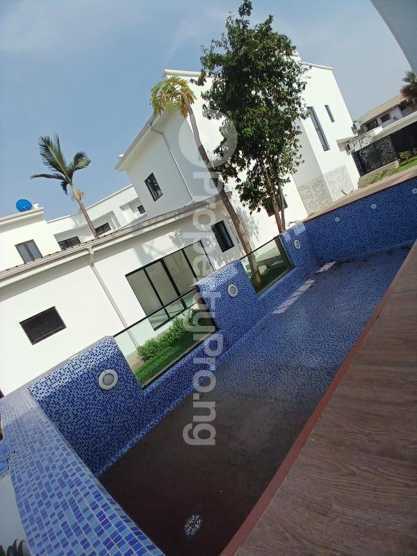 10 bedroom House for sale Diplomatic Zone Asokoro Abuja