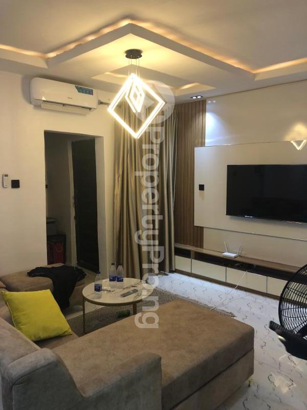 1 bedroom Flat / Apartment for shortlet A Mini Serene Estate Onike Yaba Lagos