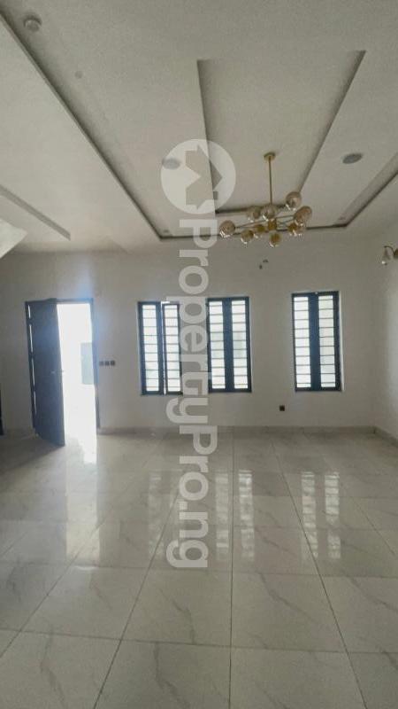 4 bedroom House for sale New Road Igbo-efon Lekki Lagos