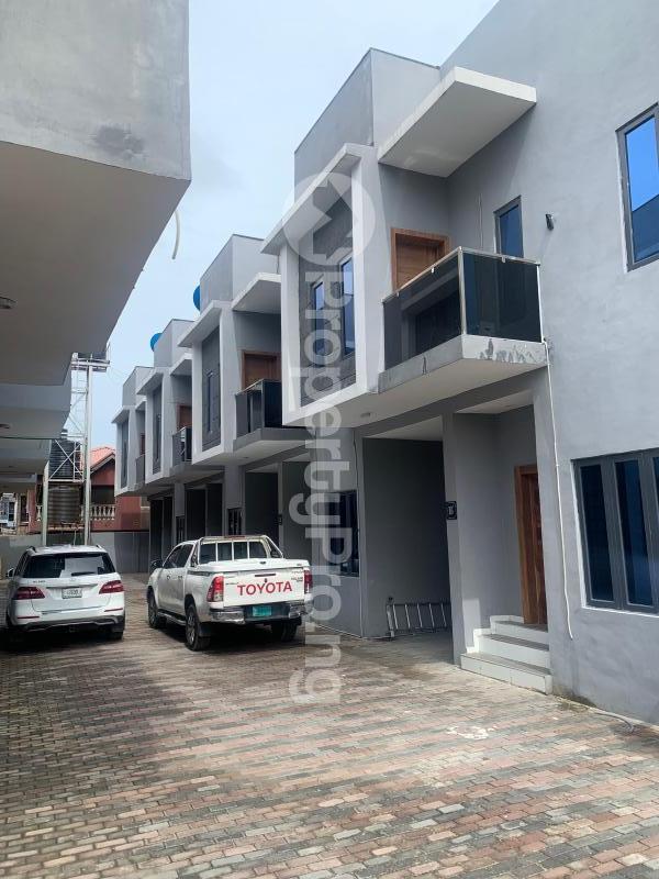 4 bedroom House for sale Lekki Lagos