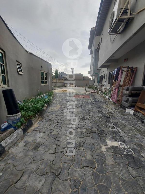 2 bedroom Flat / Apartment for rent Off Hakeem Dickson Lekki Phase 1 Lekki Lagos
