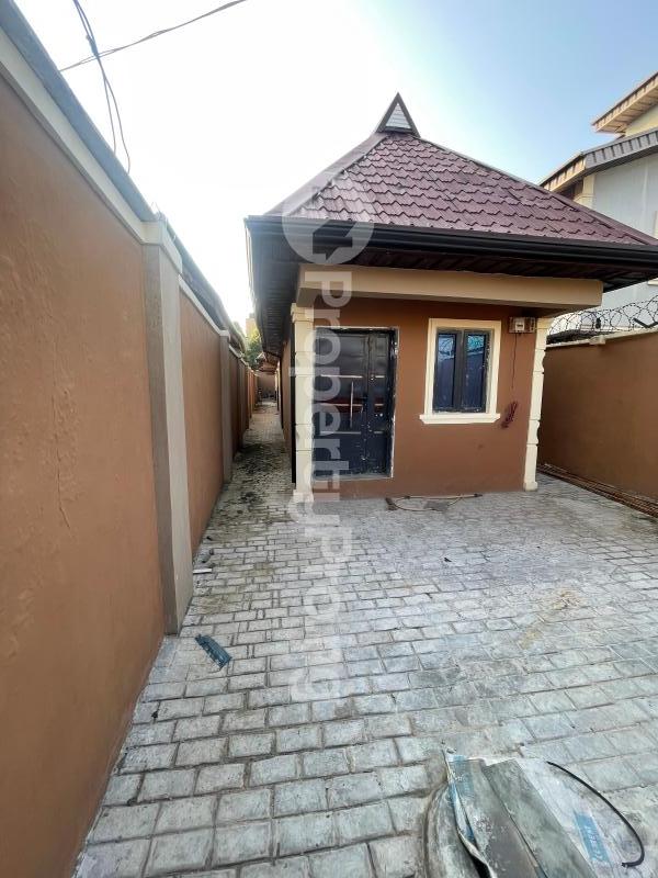 1 bedroom Flat / Apartment for rent Ahmadiyah Ojokoro Abule Egba Lagos