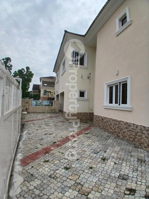 4 bedroom House for rent Utako Abuja