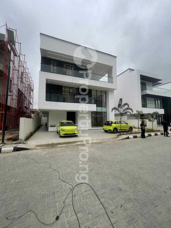 6 bedroom House for sale Freedom Way Lekki Lagos