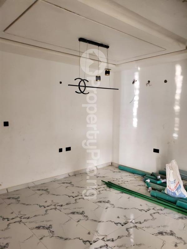 4 bedroom House for sale Off 7up Olubadan Avenue Oluyole Estate Ibadan Oyo