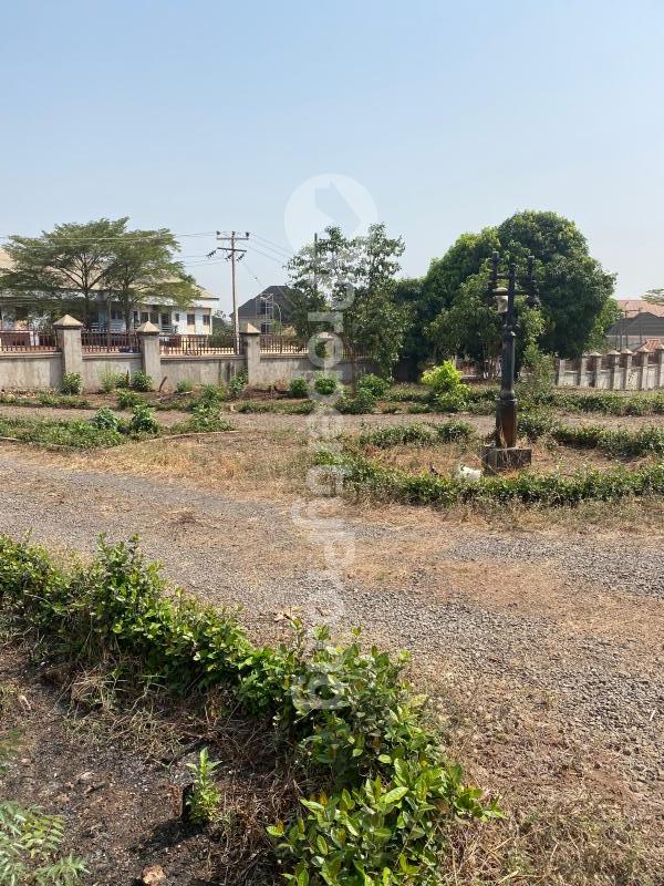 Commercial Property for rent Independence Layout By Nza Street Enugu Enugu - 0