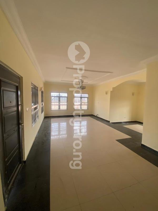 3 bedroom Flat / Apartment for rent chevron Lekki Lagos - 0