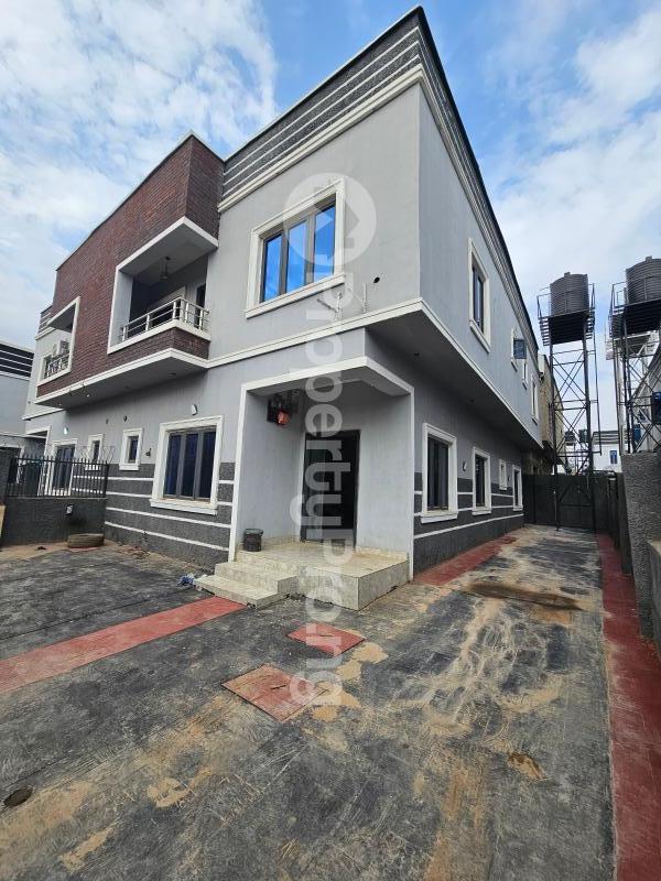 4 bedroom House for rent Along Von Garden Estate Road Lugbe Abuja